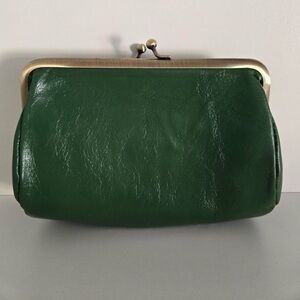 Green Leather Clutch With Kisslock Frame